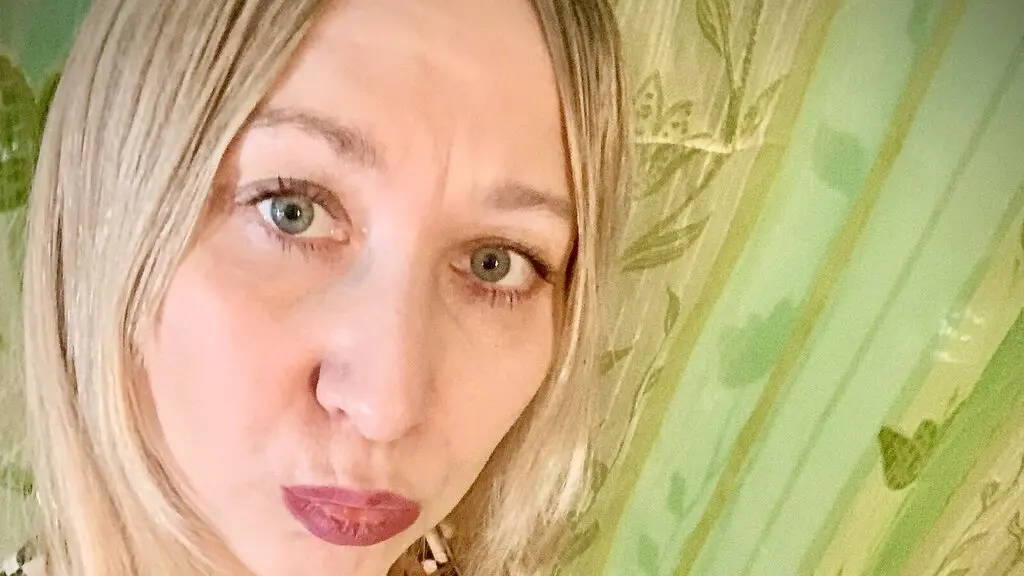 Privatshow mit AllineGrey