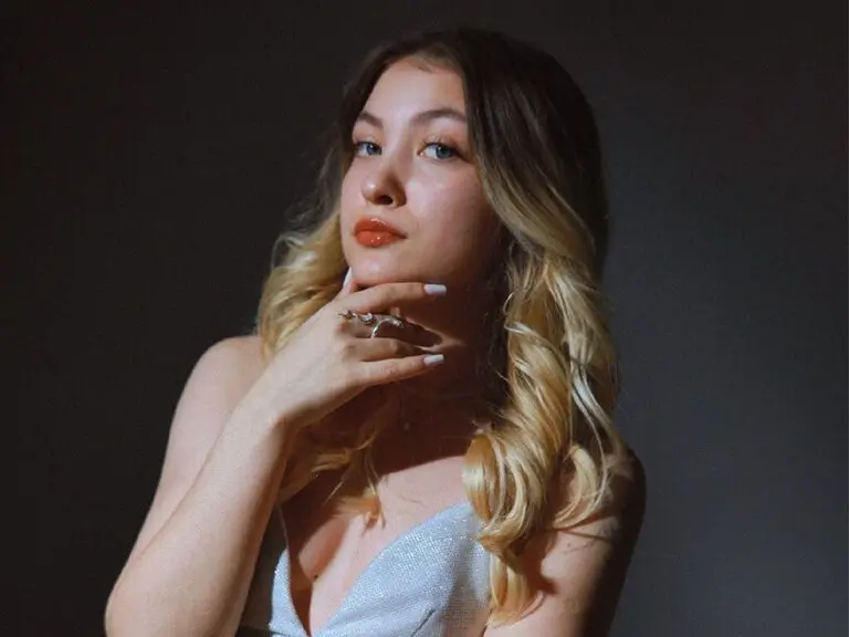 Privatshow mit AngelAmy