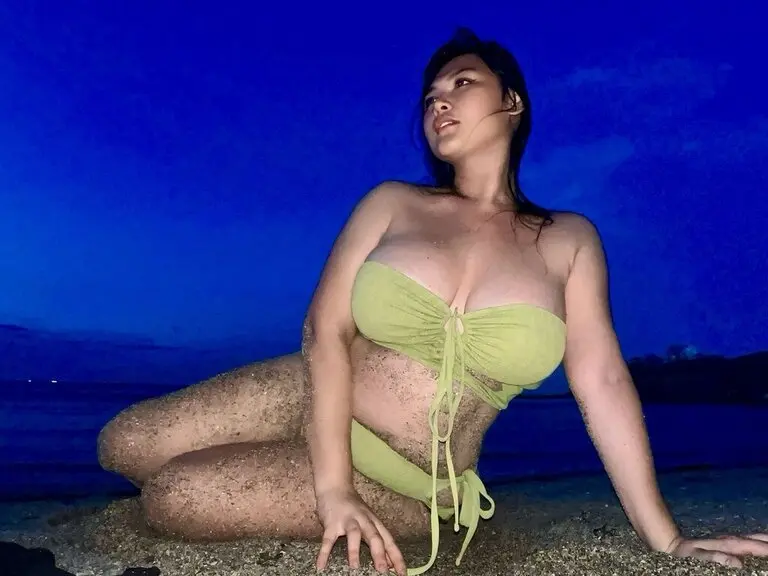 Privatshow mit AngelSoiya