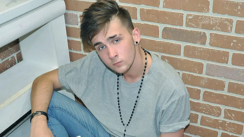 Privatshow mit LovelyYanis