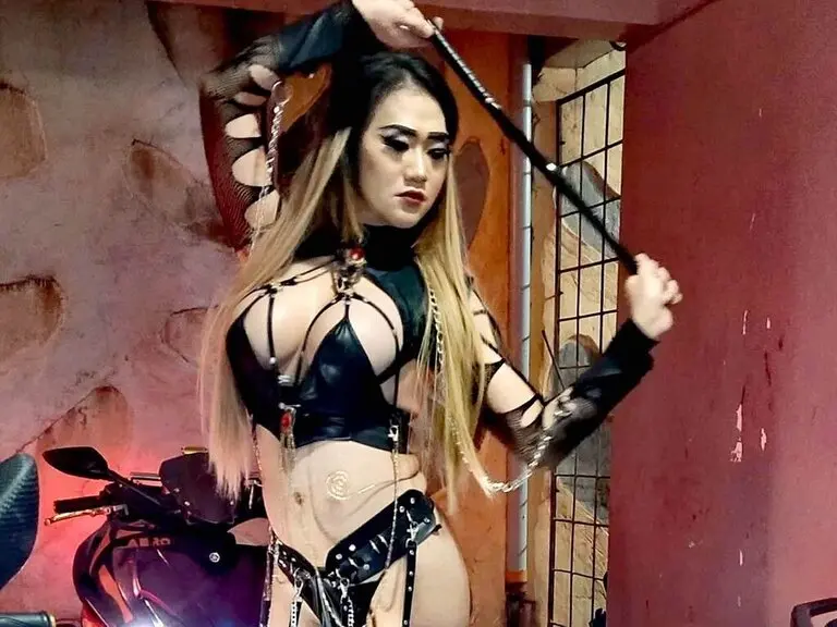 Privatshow mit YukiraRobinson